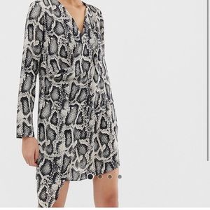 Snake print - Shirt Dress